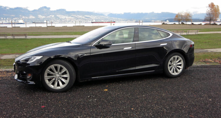 kom voertuig vervorming Test Drive: 2017 Tesla Model S 100D- vicariousmag.com