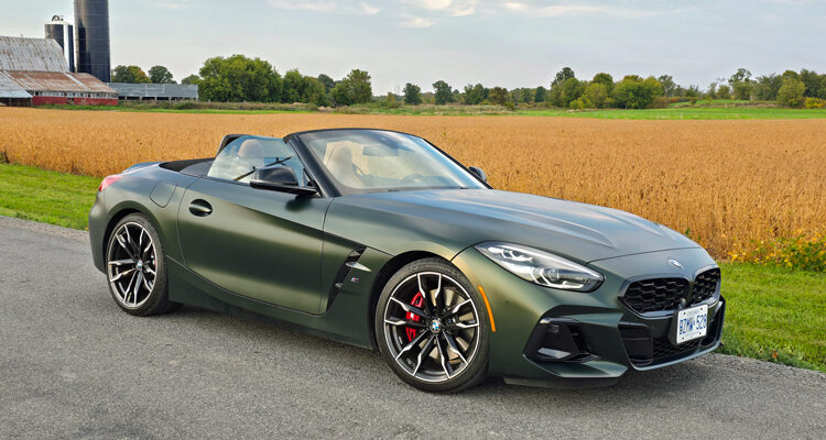 2025-BMW-Z4-M40i-Handschalte