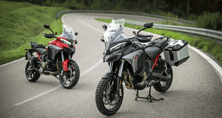 2025-Ducati-Multistrada-V4S-both