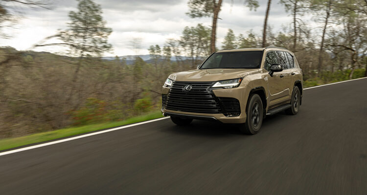 2025 Lexus LX700h Overtrail+