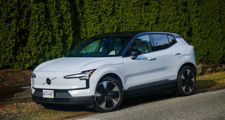 2025 Volvo EX30